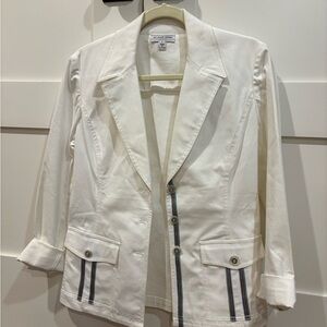 St. John Collection White Blazer Modern Silhouette